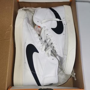 Unisex Nike Blazers Mid '77